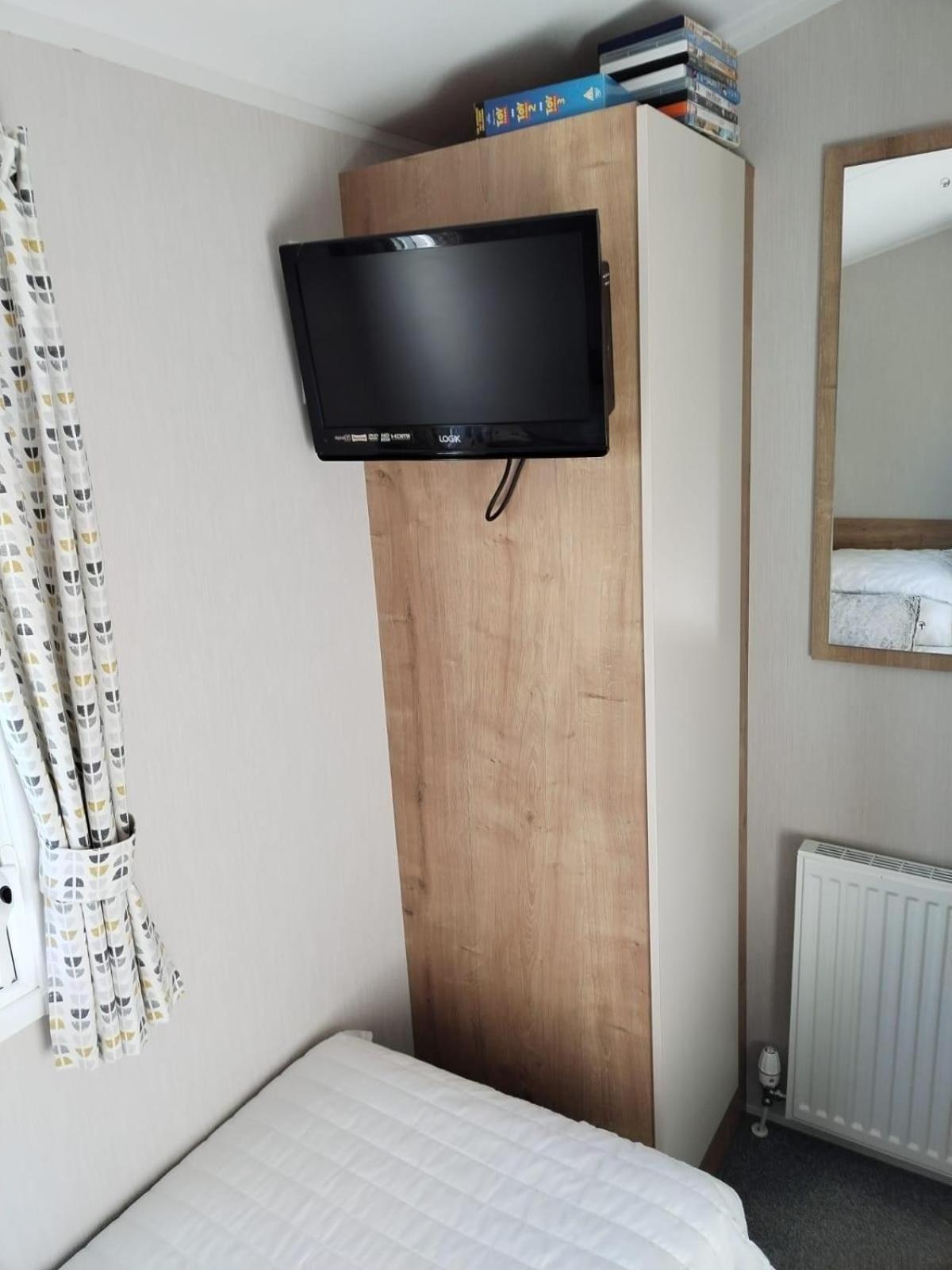 Lovely Caravan Nearby The Beach In Hunstanton, Norfolk Ref 23071C Exterior foto